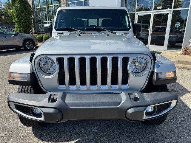Photo of 2023 Silver Zynith Clearcoat Jeep Gladiator