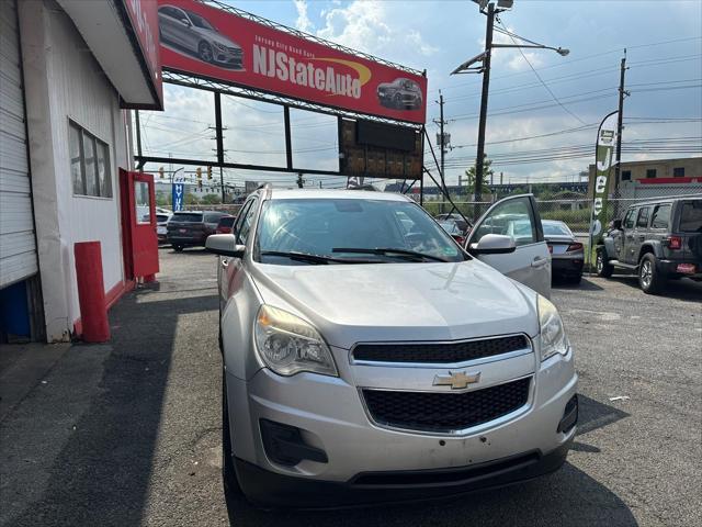 Photo of 2012 Silver Ice Metallic Chevrolet Equinox