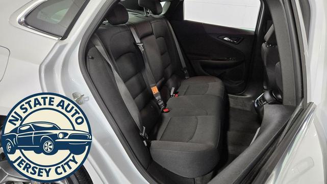 Photo of 2024 Summit White Chevrolet Malibu