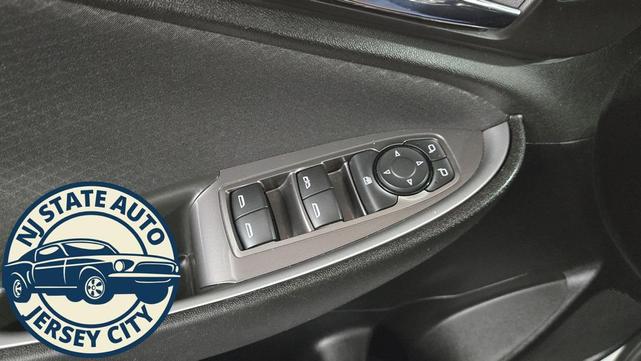 Photo of 2024 Summit White Chevrolet Malibu