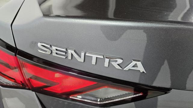 Photo of 2025 Gun Metallic Nissan Sentra