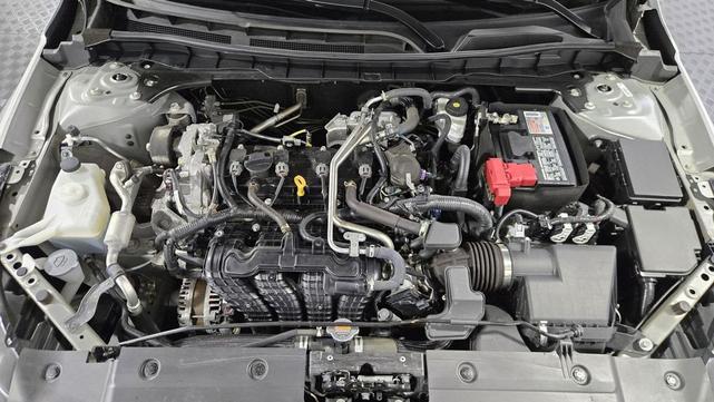 Photo of 2023 Brilliant Silver Metallic Nissan Altima