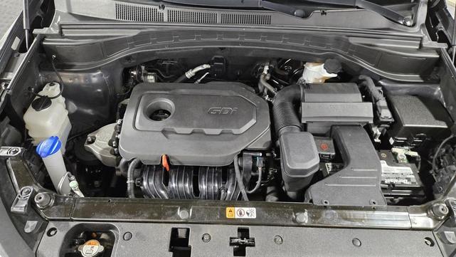 Photo of 2018 Platinum Graphite Hyundai Santa Fe Sport