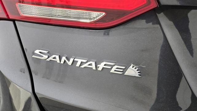 Photo of 2018 Platinum Graphite Hyundai Santa Fe Sport