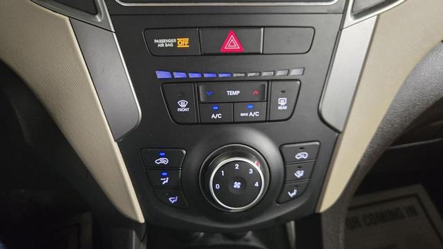 Photo of 2018 Platinum Graphite Hyundai Santa Fe Sport