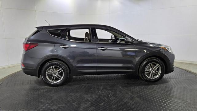 Photo of 2018 Platinum Graphite Hyundai Santa Fe Sport