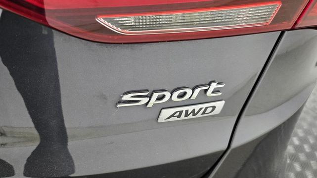 Photo of 2018 Platinum Graphite Hyundai Santa Fe Sport