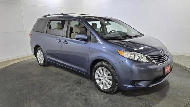 2016 Toyota Sienna