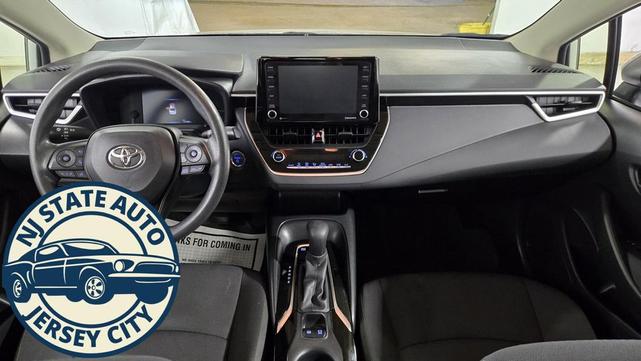 Photo of 2022 Wind Chill Pearl Toyota Corolla Hybrid