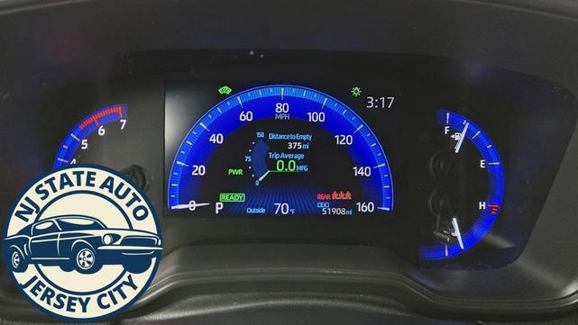 Photo of 2022 Wind Chill Pearl Toyota Corolla Hybrid