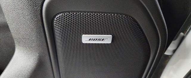 Photo of 2022 Summit White GMC Sierra 1500