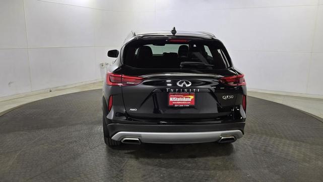 Photo of 2020 Black Obsidian INFINITI QX50