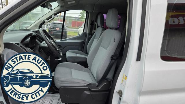 Photo of 2015 Oxford White Ford Transit-350