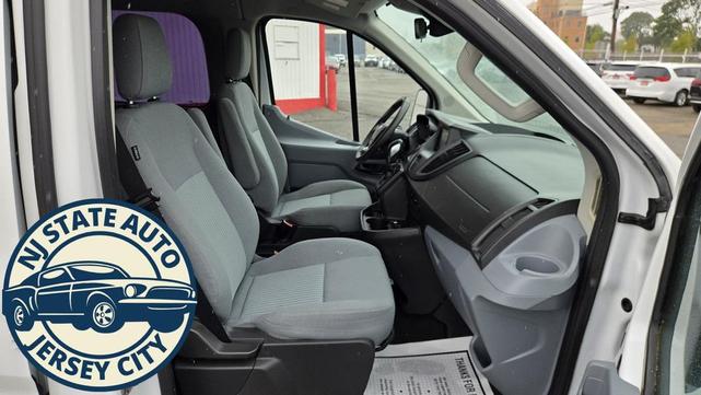 Photo of 2015 Oxford White Ford Transit-350