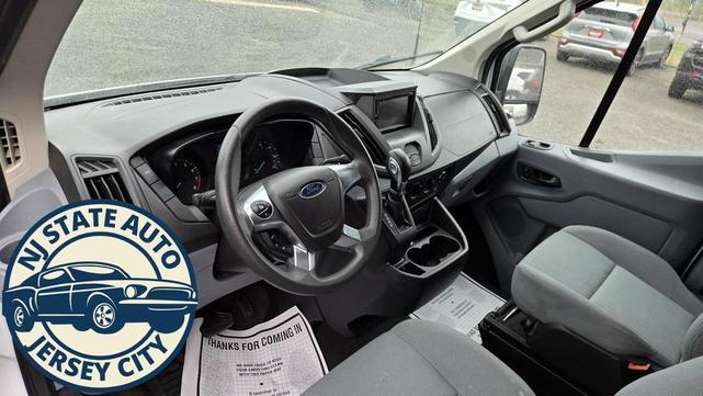 Photo of 2015 Oxford White Ford Transit-350