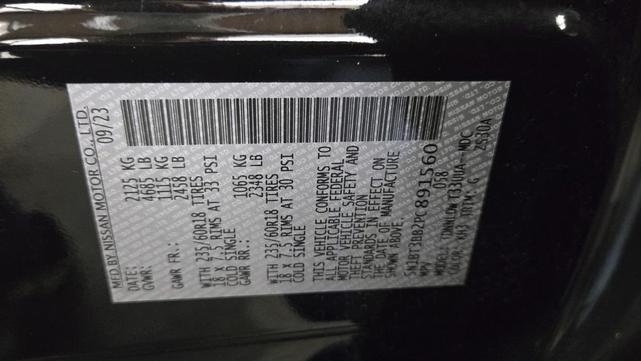 Photo of 2023 Super Black Nissan Rogue