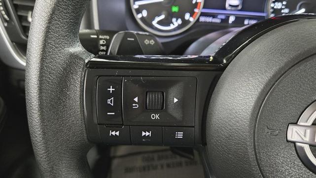Photo of 2023 Super Black Nissan Rogue