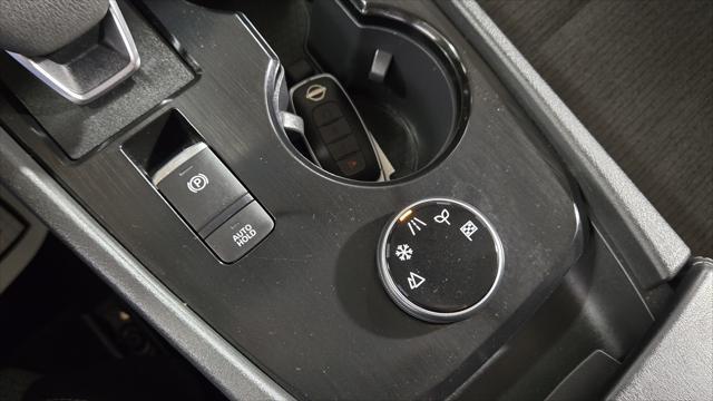 Photo of 2023 Super Black Nissan Rogue