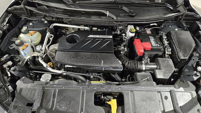 Photo of 2023 Super Black Nissan Rogue