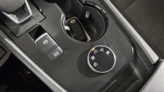 Photo of 2023 Super Black Nissan Rogue