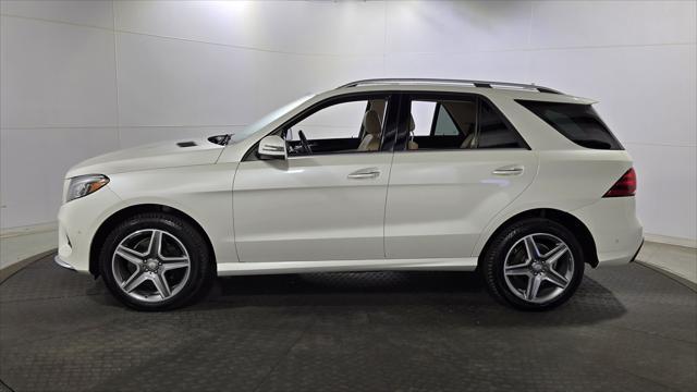 Photo of 2016 White Mercedes-Benz GLE-Class