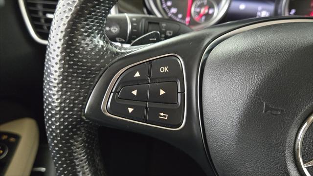 Photo of 2016 White Mercedes-Benz GLE-Class