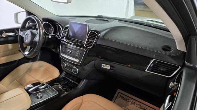Photo of 2016 White Mercedes-Benz GLE-Class
