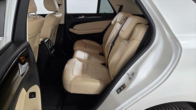 Photo of 2016 White Mercedes-Benz GLE-Class