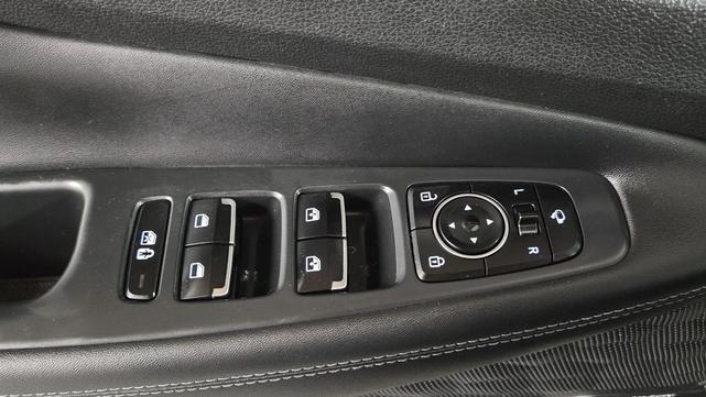 Photo of 2023 Serenity White Pearl Hyundai SANTA FE