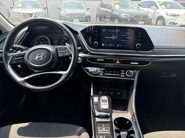 Photo of 2021 Hampton Gray Hyundai SONATA