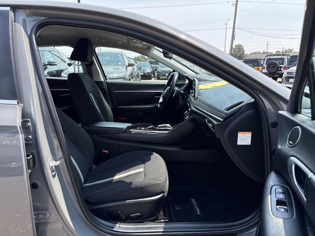 Photo of 2021 Hampton Gray Hyundai SONATA