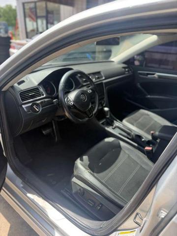 Photo of 2017 Reflex Silver Metallic Volkswagen Passat