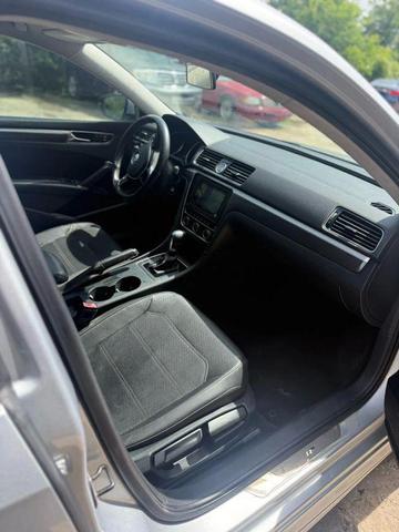 Photo of 2017 Reflex Silver Metallic Volkswagen Passat