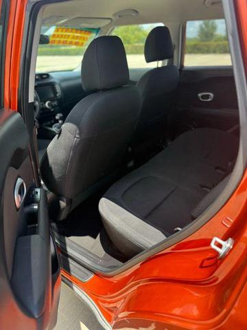 Photo of 2018 Wild Orange Kia Soul
