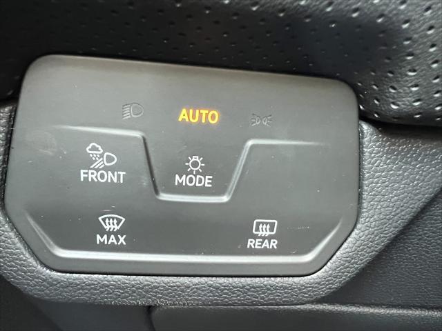 Photo of 2024 Platinum Gray Metallic Volkswagen Atlas
