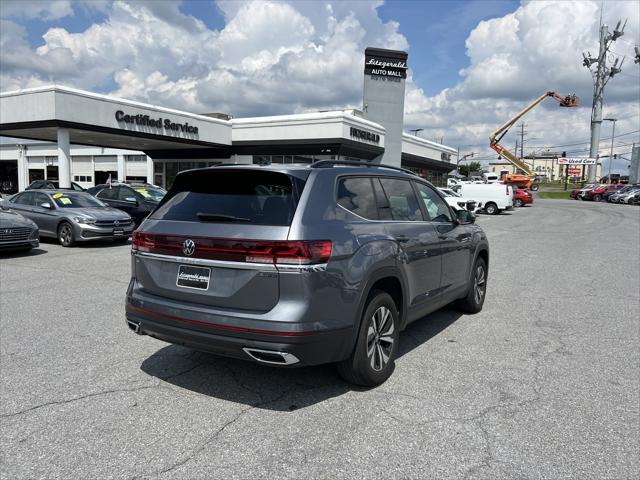 Photo of 2024 Platinum Gray Metallic Volkswagen Atlas