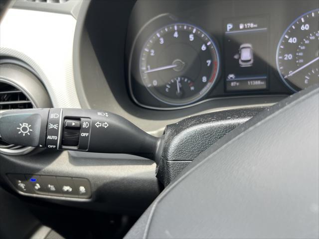 Photo of 2019 Sunset Orange Hyundai KONA