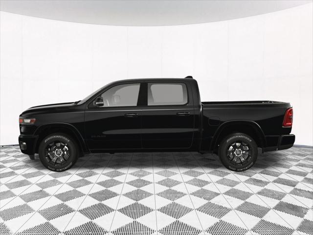 Photo of 2025 Diamond Black Crystal Pearlcoat RAM 1500