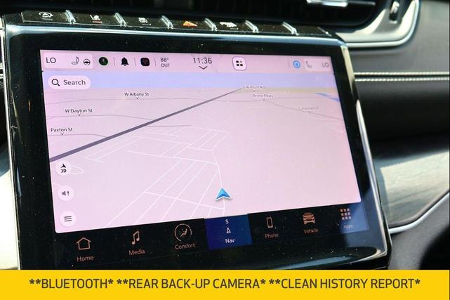 Photo of 2023 Diamond Black Crystal Pearlcoat Jeep Grand Cherokee