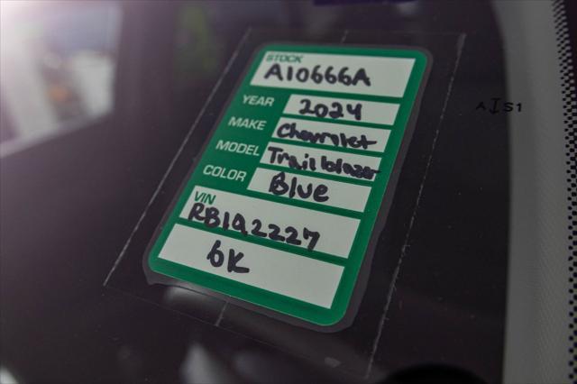 Photo of 2024 Fountain Blue Chevrolet Trailblazer