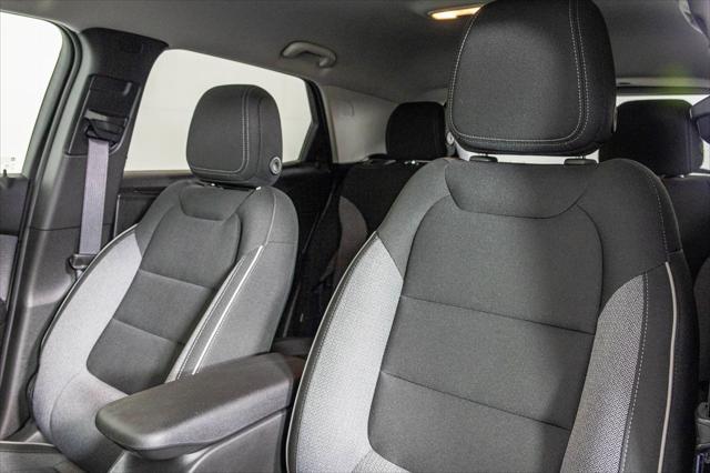 Photo of 2024 Fountain Blue Chevrolet Trailblazer