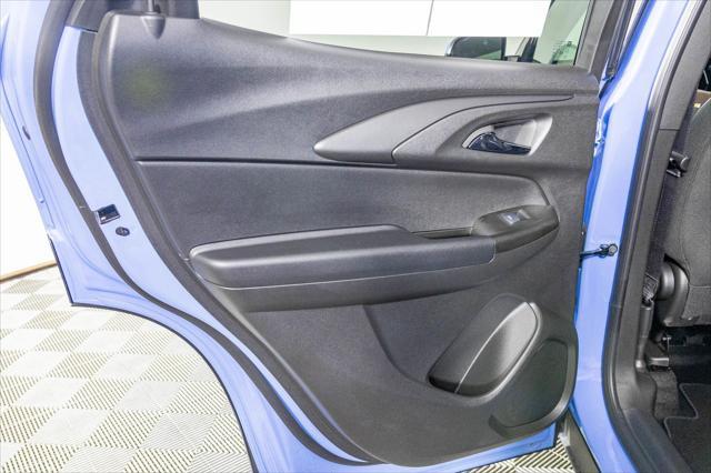 Photo of 2024 Fountain Blue Chevrolet Trailblazer