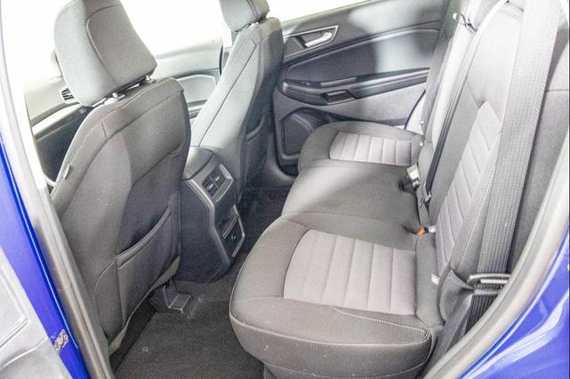 Photo of 2024 Atlas Blue Metallic Ford Edge