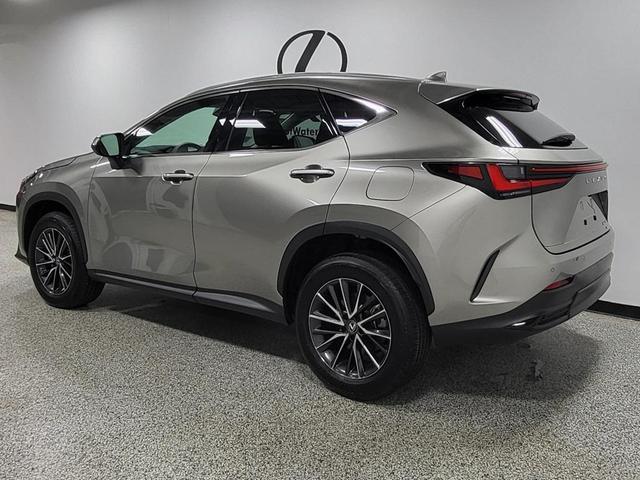 Photo of 2022 Atomic Silver Lexus NX 350