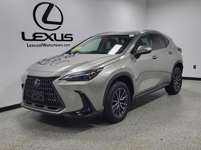 Photo of 2022 Atomic Silver Lexus NX 350
