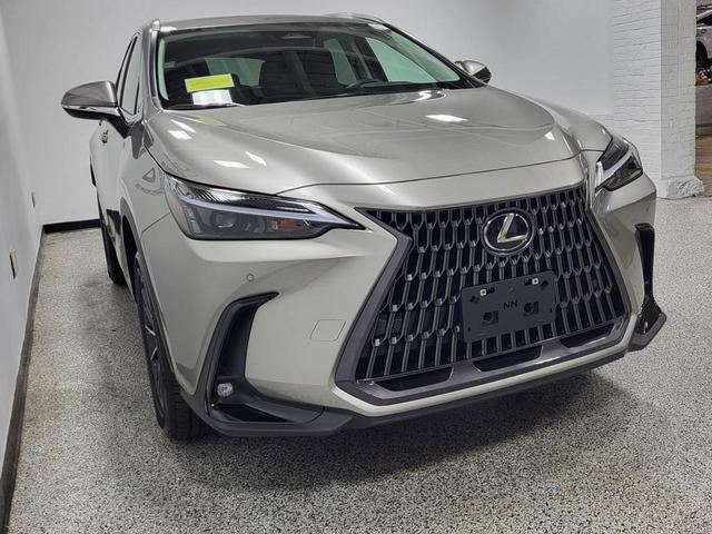 Photo of 2022 Atomic Silver Lexus NX 350