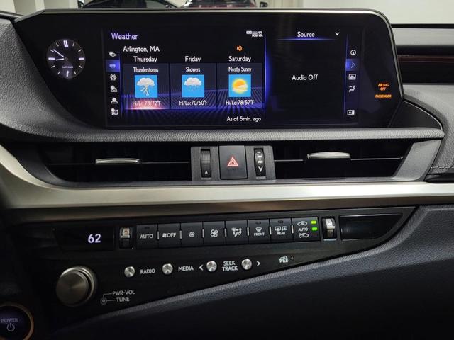 Photo of 2021 Nightfall Mica Lexus ES 300h