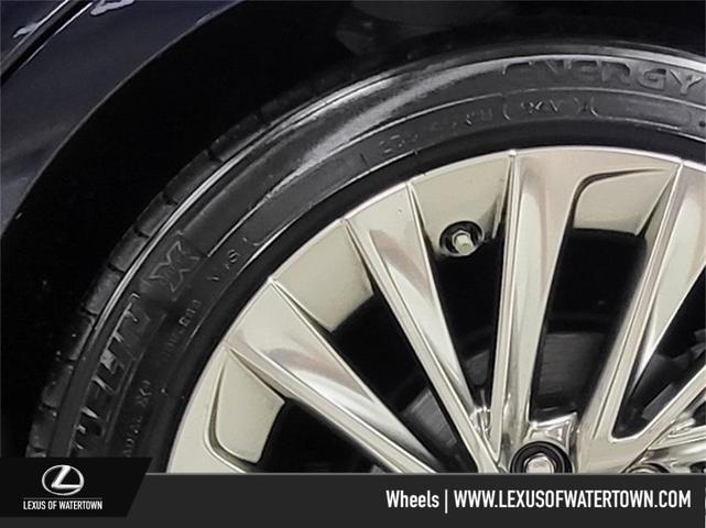 Photo of 2021 Nightfall Mica Lexus ES 300h