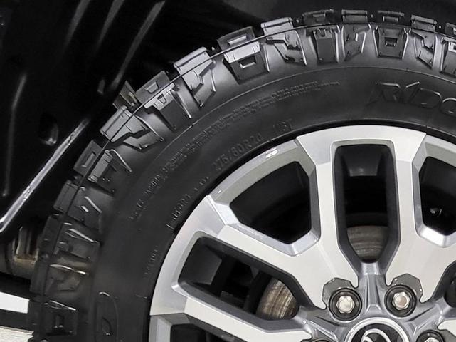 Photo of 2022 Celestial Silver Metallic Toyota Tundra