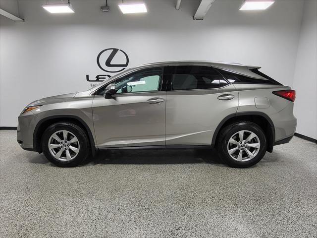 Photo of 2018 Atomic Silver Lexus RX 350